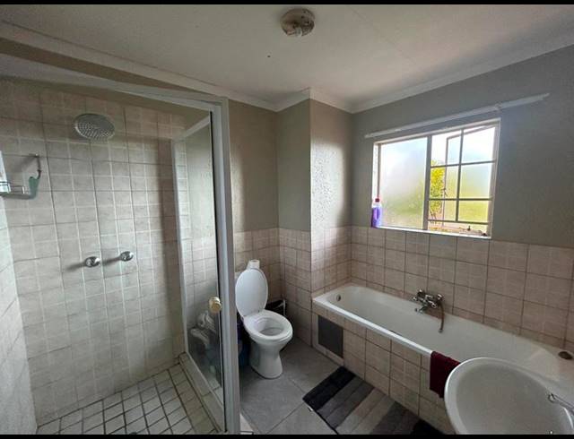 1 BEDROOM APARTMENT FOR SALE IN THE REEDS